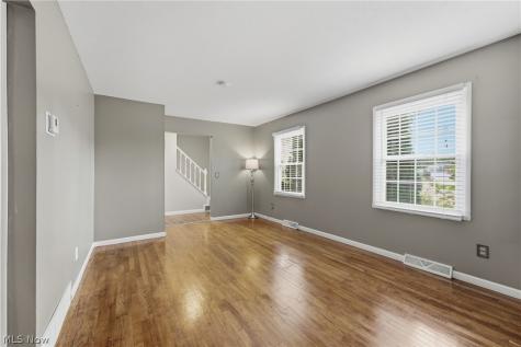 5224 Oakbriar Circle NE Canton OH 44705