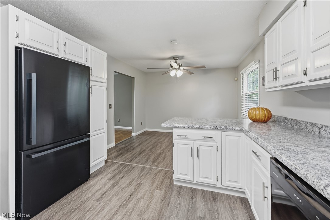 5224 Oakbriar Circle NE Canton OH 44705