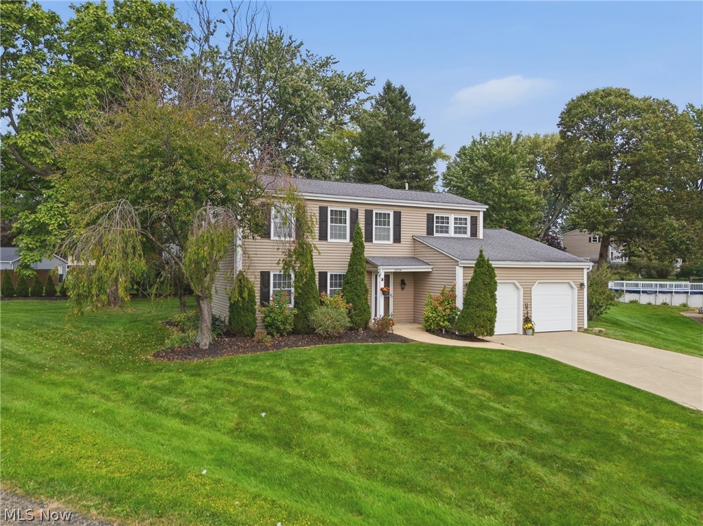 5224 Oakbriar Circle NE Canton OH 44705