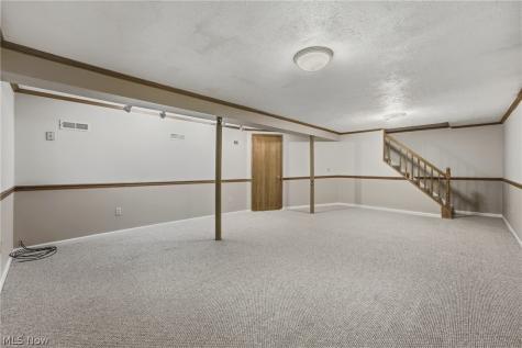 5224 Oakbriar Circle NE Canton OH 44705