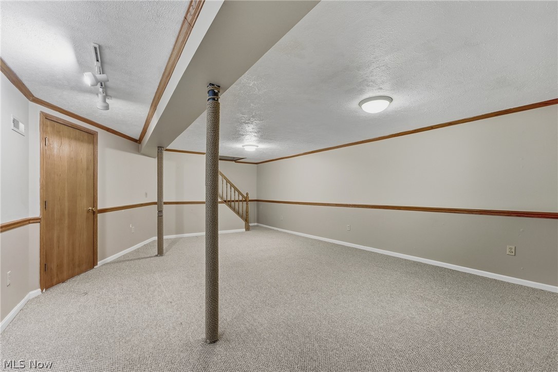 5224 Oakbriar Circle NE Canton OH 44705