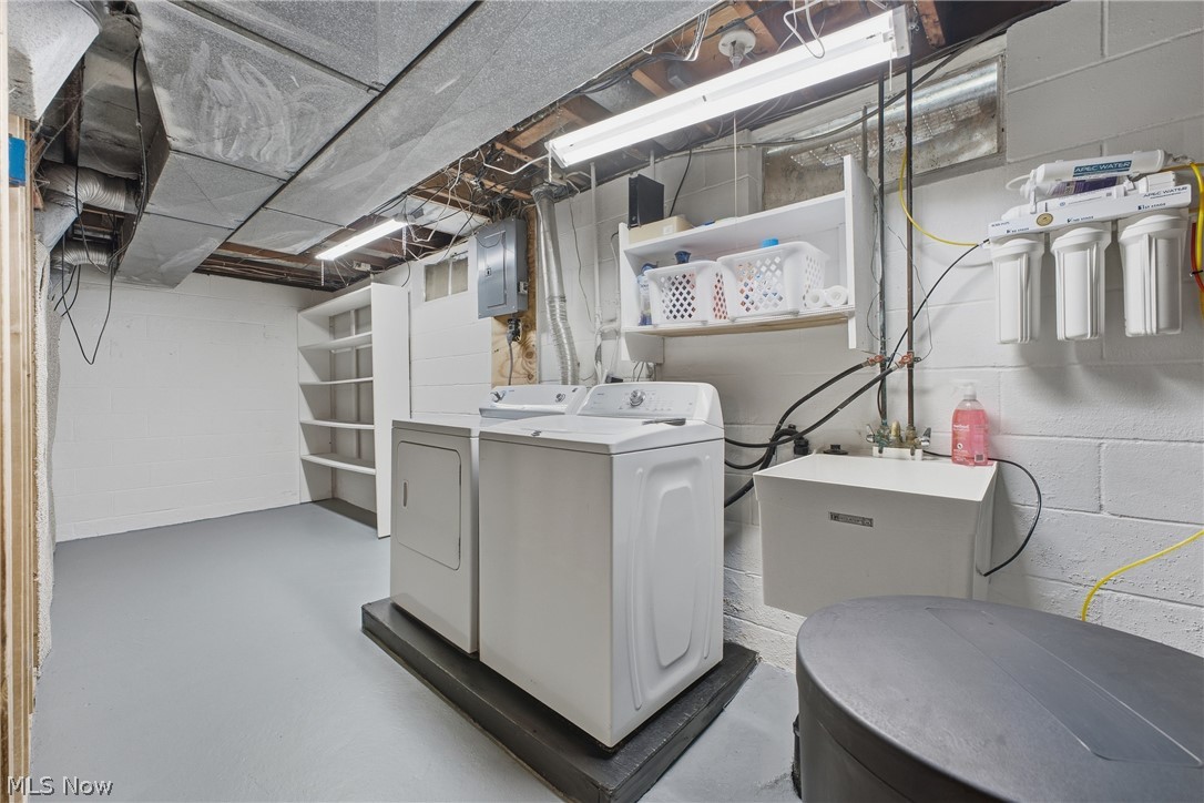 5224 Oakbriar Circle NE Canton OH 44705