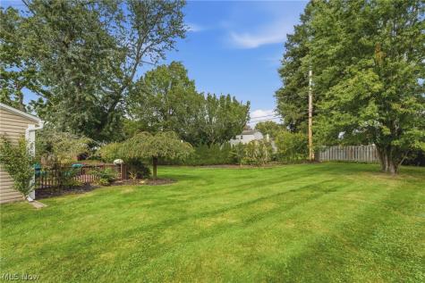 5224 Oakbriar Circle NE Canton OH 44705