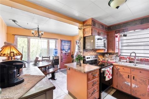 667 S Mckinley Avenue Alliance OH 44601