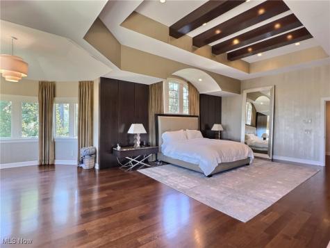 32894 Lake Road Avon Lake OH 44012