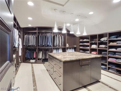 32894 Lake Road Avon Lake OH 44012