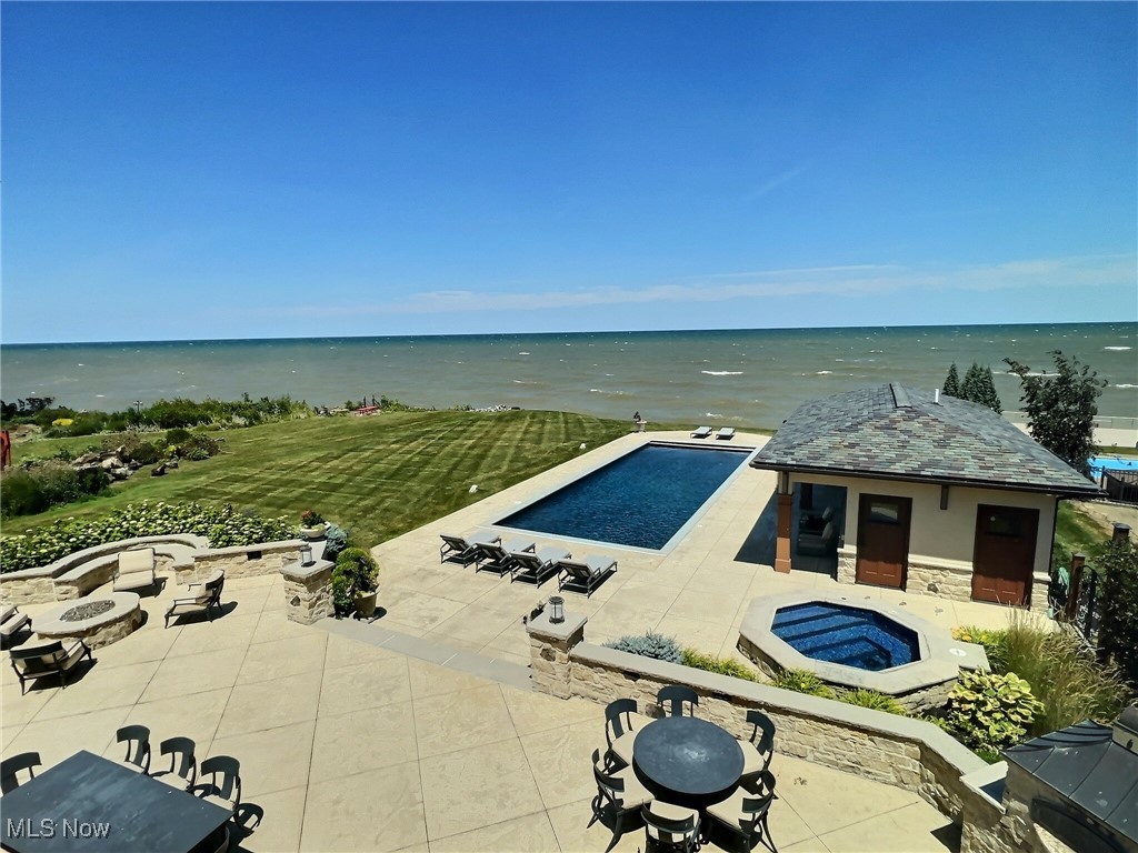 32894 Lake Road Avon Lake OH 44012