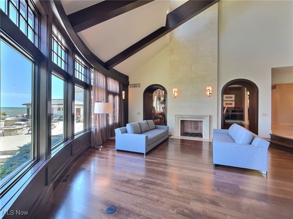32894 Lake Road Avon Lake OH 44012