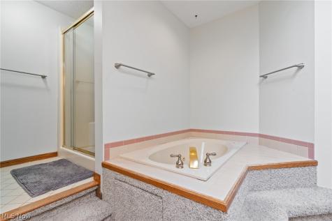 510 Summit Street Wadsworth OH 44281