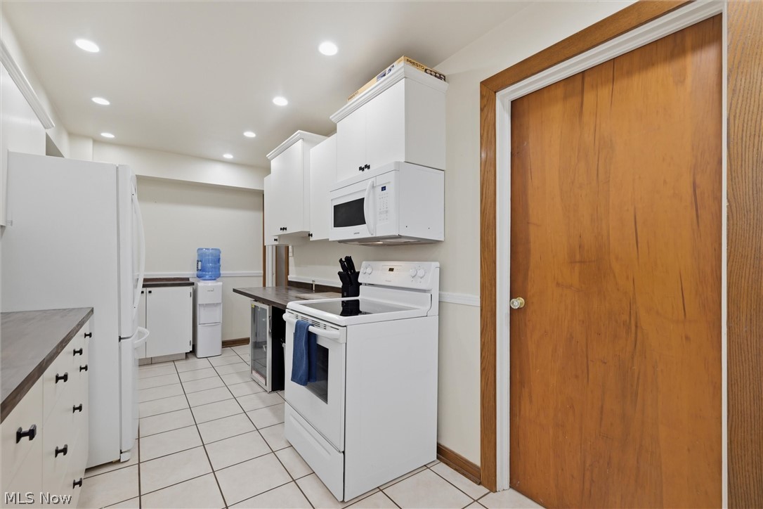 135 N Middle Street Columbiana OH 44408