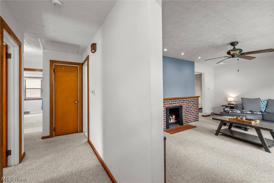 135 N Middle Street Columbiana OH 44408
