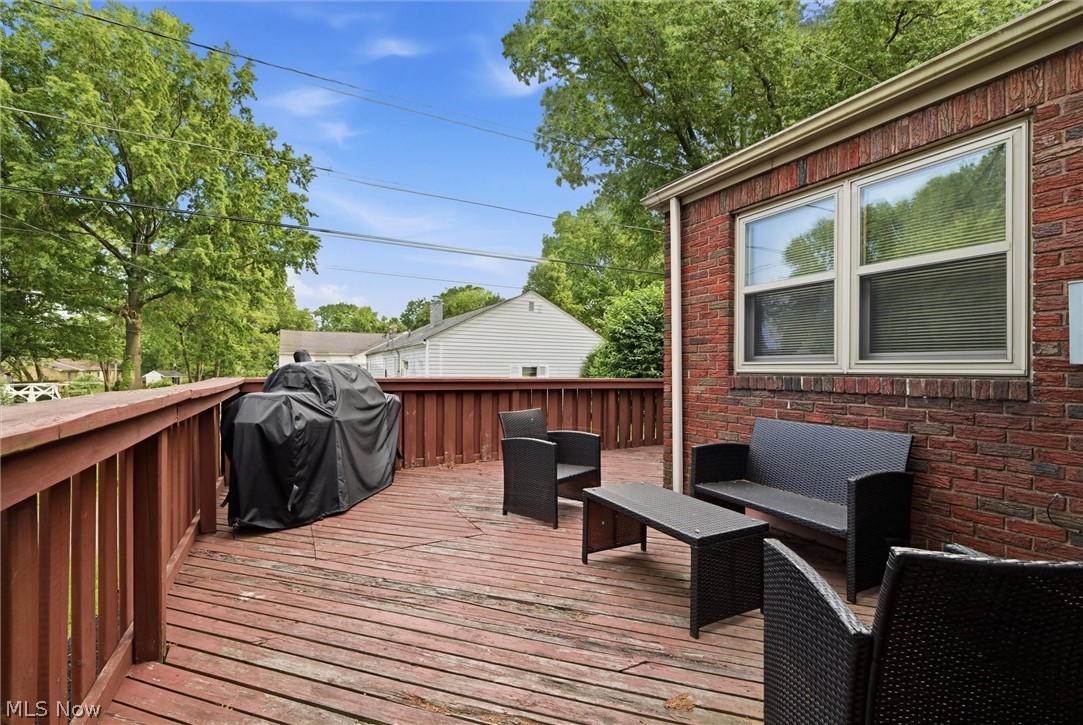 135 N Middle Street Columbiana OH 44408