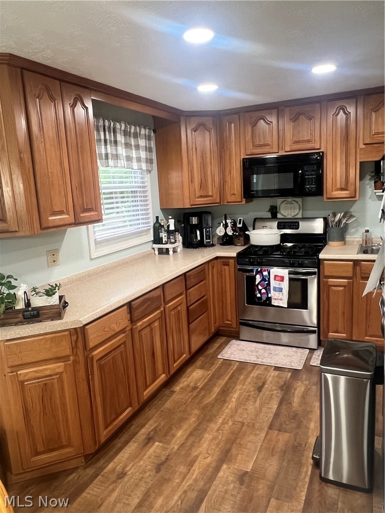 2941 Malibu Drive SW Warren OH 44481