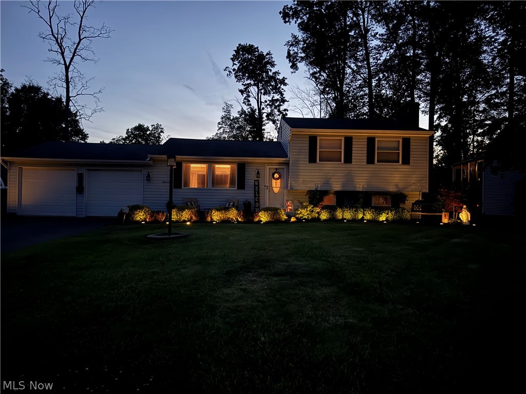 2941 Malibu Drive SW Warren OH 44481
