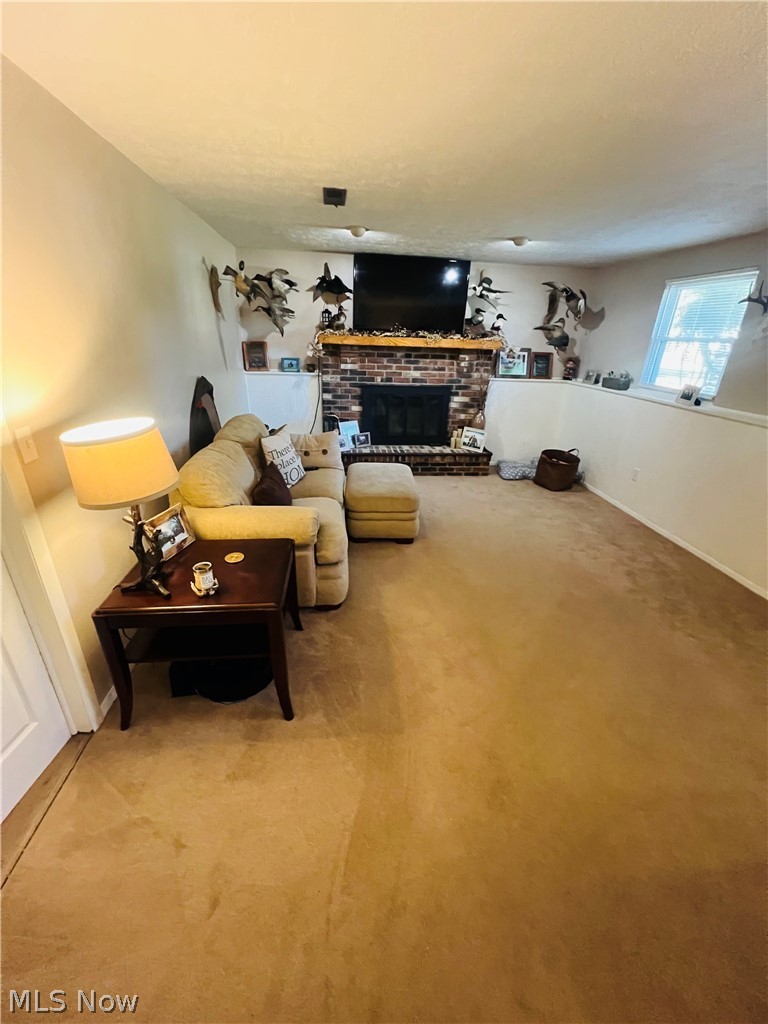 2941 Malibu Drive SW Warren OH 44481