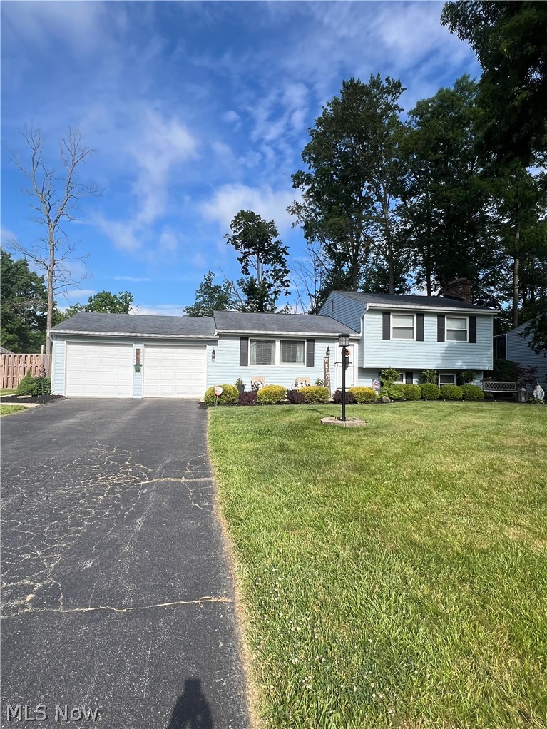 2941 Malibu Drive SW Warren OH 44481
