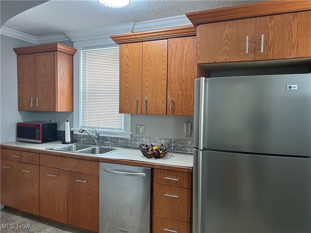 4713 W 150th Street Cleveland OH 44135