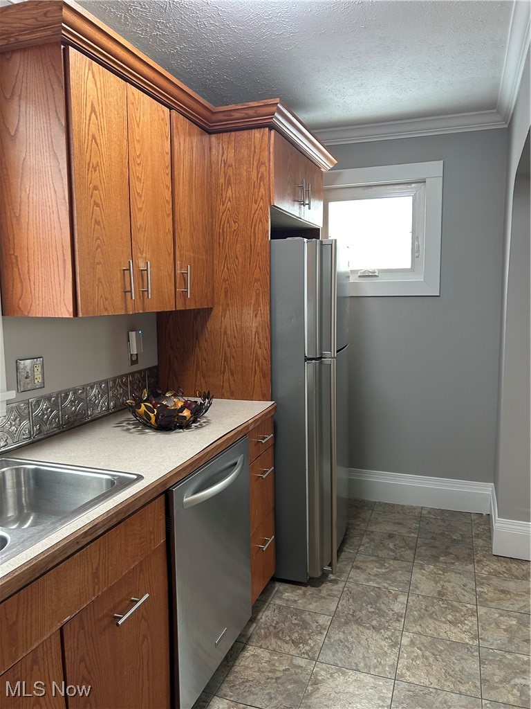 4713 W 150th Street Cleveland OH 44135