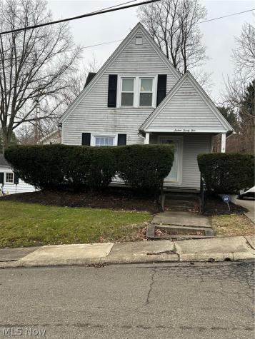 1621 Hobart Avenue NE Massillon OH 44646