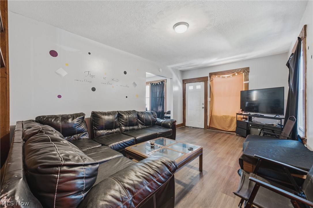 2015 10th Street SW Canton OH 44706
