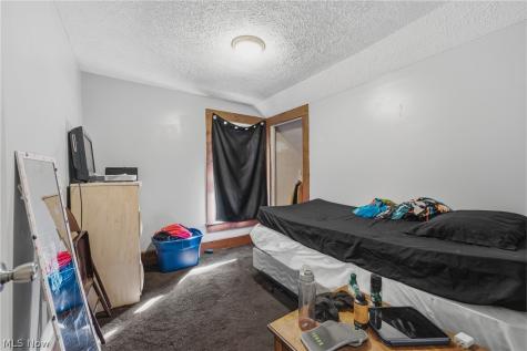 2015 10th Street SW Canton OH 44706