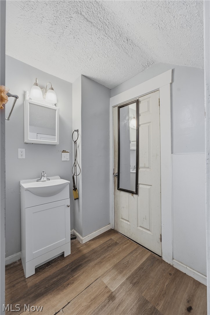 2015 10th Street SW Canton OH 44706