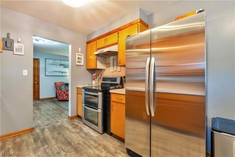1780 Evergreen Avenue Akron OH 44301