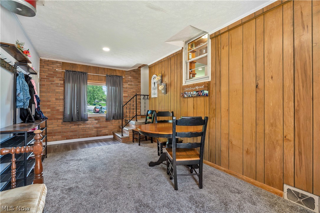 1780 Evergreen Avenue Akron OH 44301