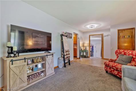 1780 Evergreen Avenue Akron OH 44301