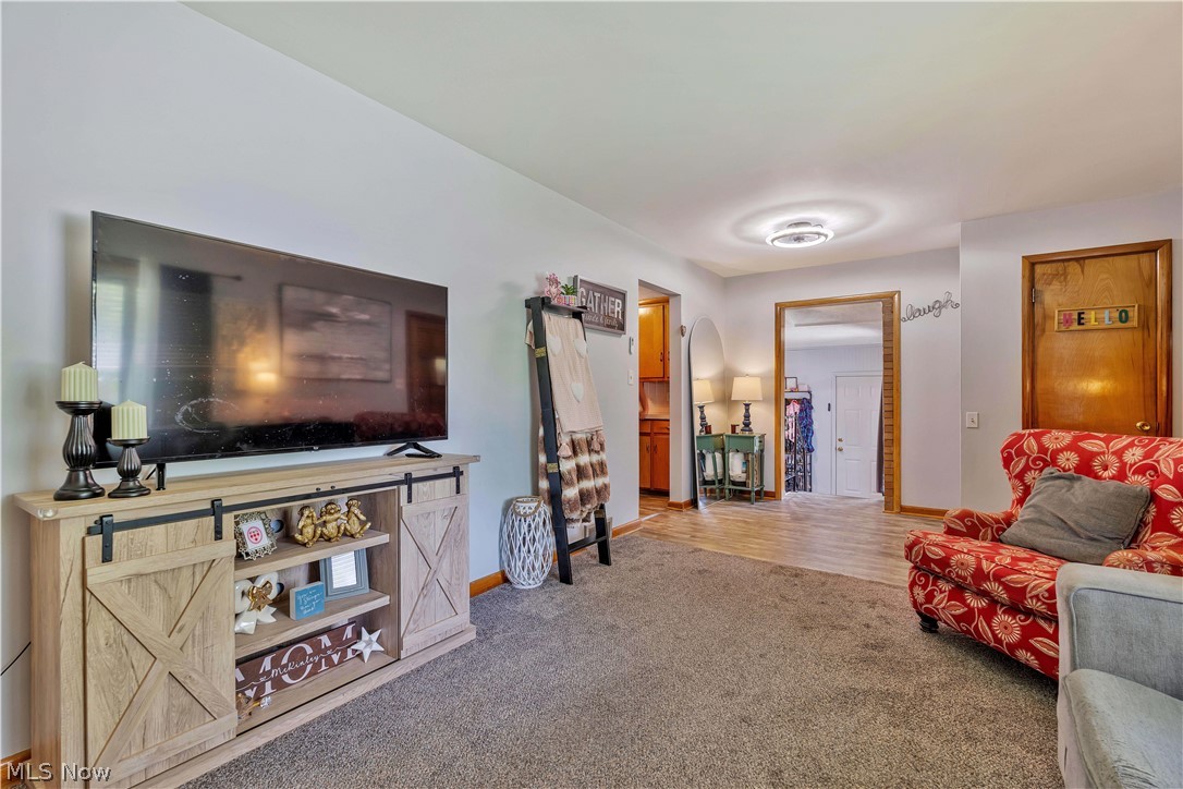 1780 Evergreen Avenue Akron OH 44301