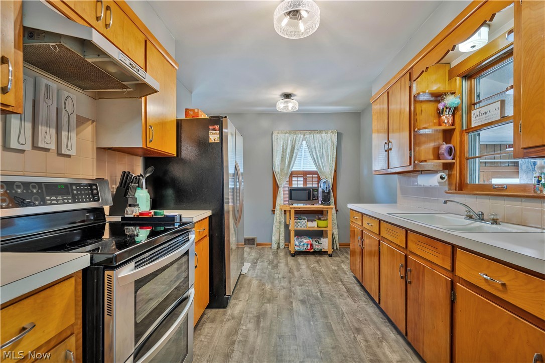 1780 Evergreen Avenue Akron OH 44301