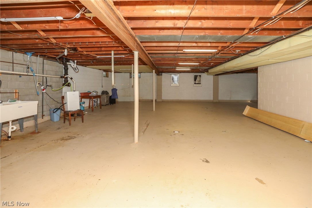 4856 Rootstown Road Ravenna OH 44266