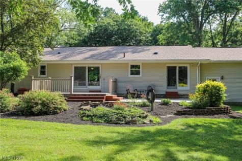 4856 Rootstown Road Ravenna OH 44266