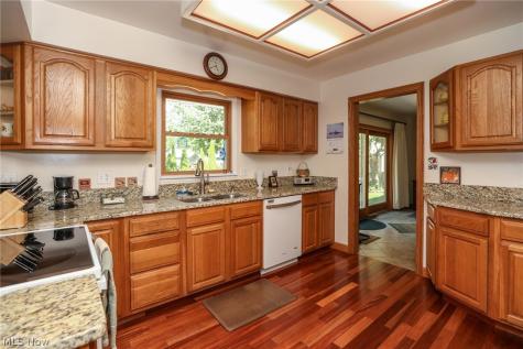 4856 Rootstown Road Ravenna OH 44266