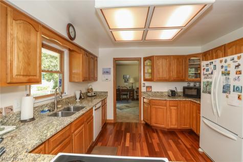 4856 Rootstown Road Ravenna OH 44266