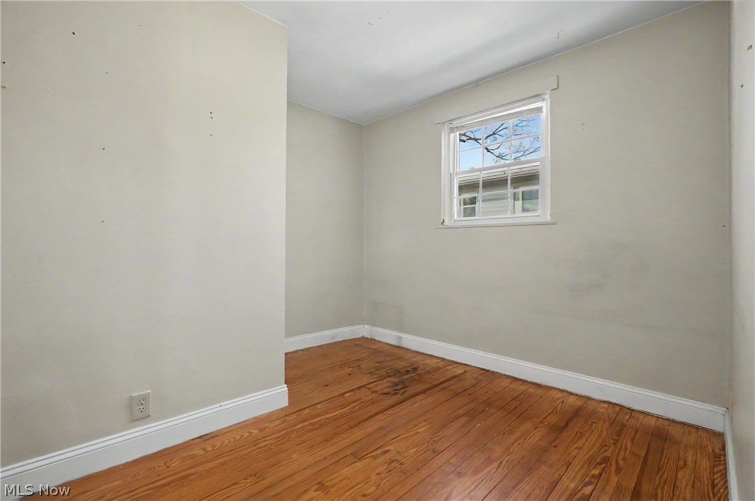 944 Canfield Road Youngstown OH 44511