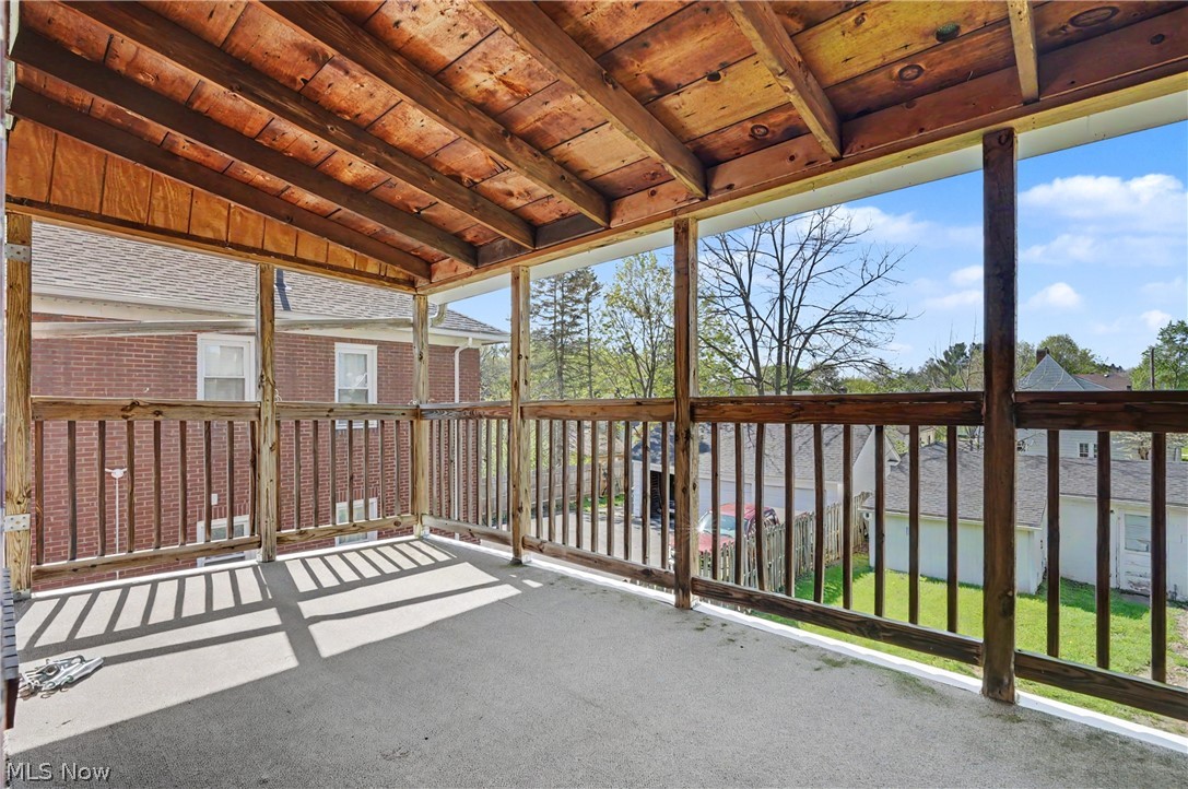 944 Canfield Road Youngstown OH 44511