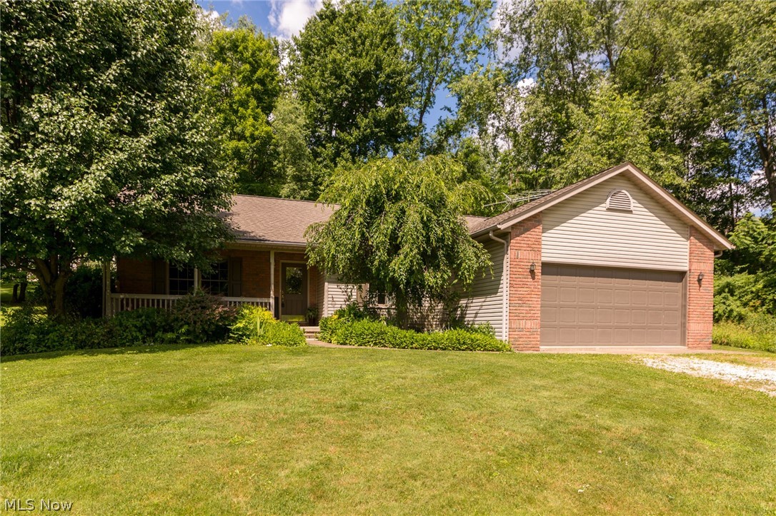 887 Manor Circle Howard OH 43028