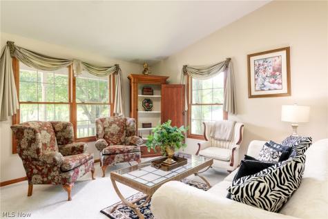 887 Manor Circle Howard OH 43028