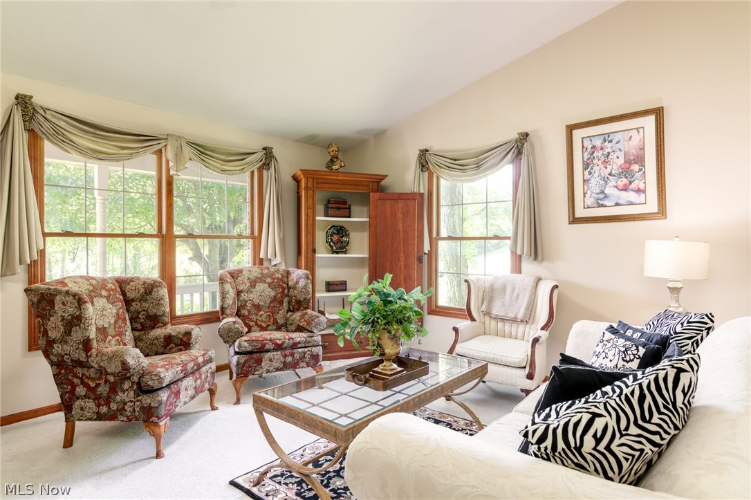 887 Manor Circle Howard OH 43028