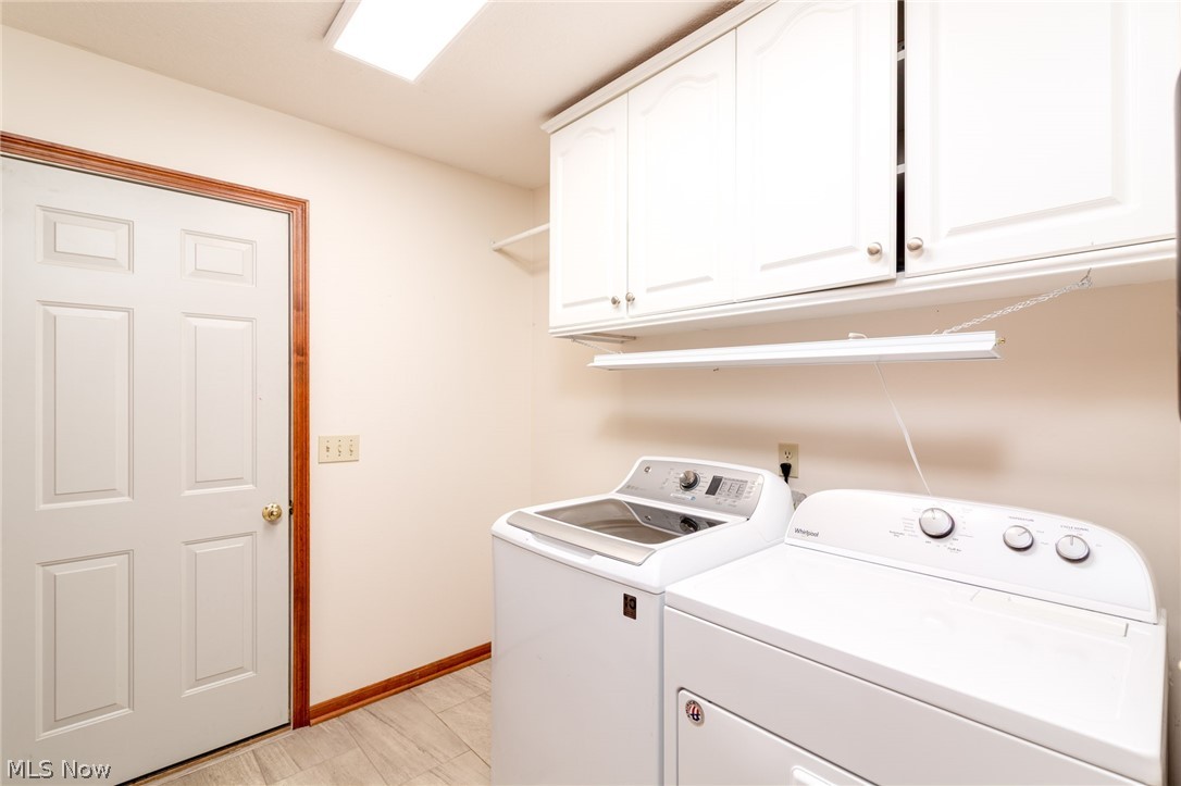 887 Manor Circle Howard OH 43028