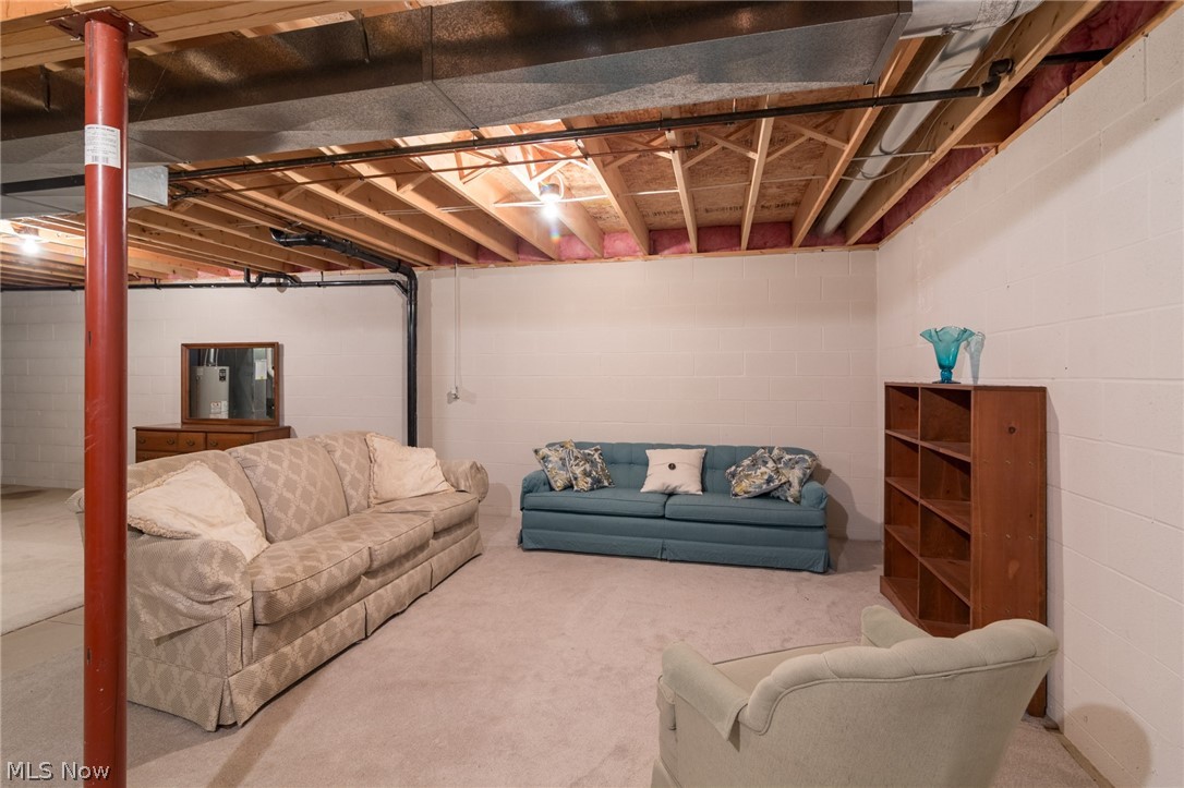 887 Manor Circle Howard OH 43028