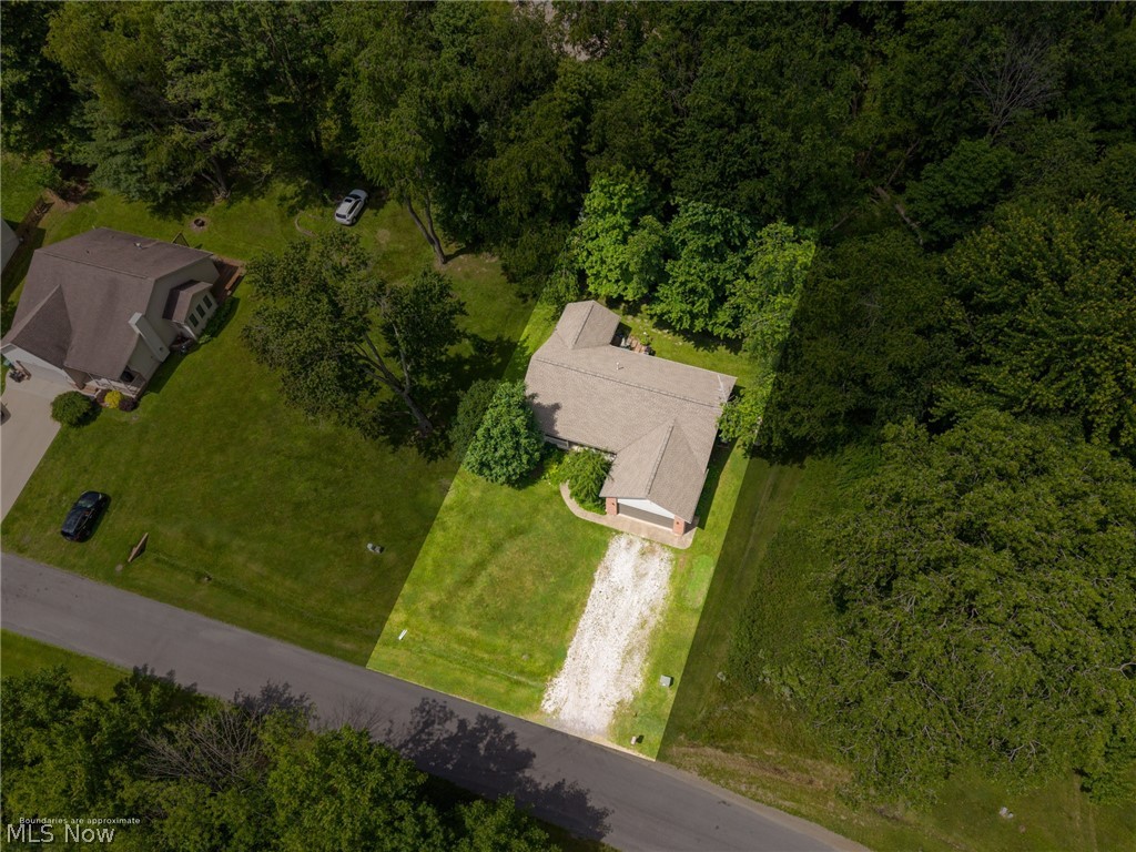 887 Manor Circle Howard OH 43028