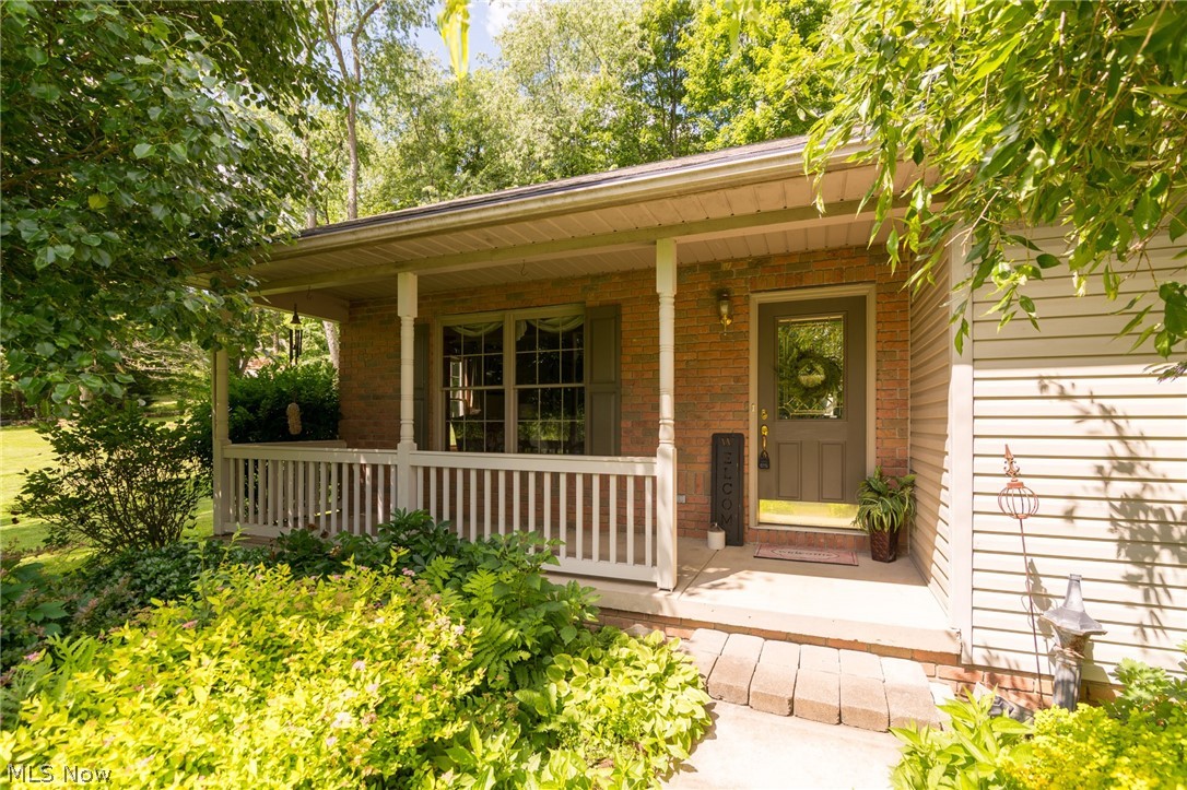 887 Manor Circle Howard OH 43028