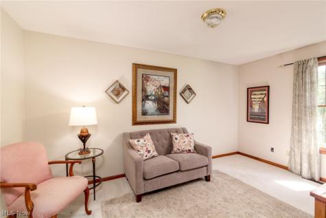 887 Manor Circle Howard OH 43028