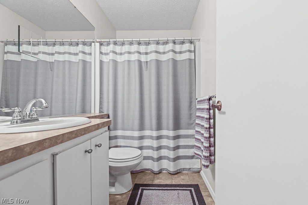 33180 Glenwood Court North Ridgeville OH 44039
