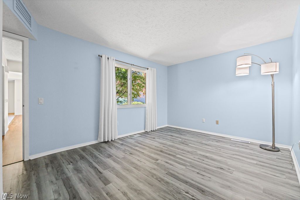 33180 Glenwood Court North Ridgeville OH 44039