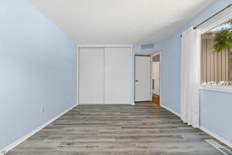 33180 Glenwood Court North Ridgeville OH 44039