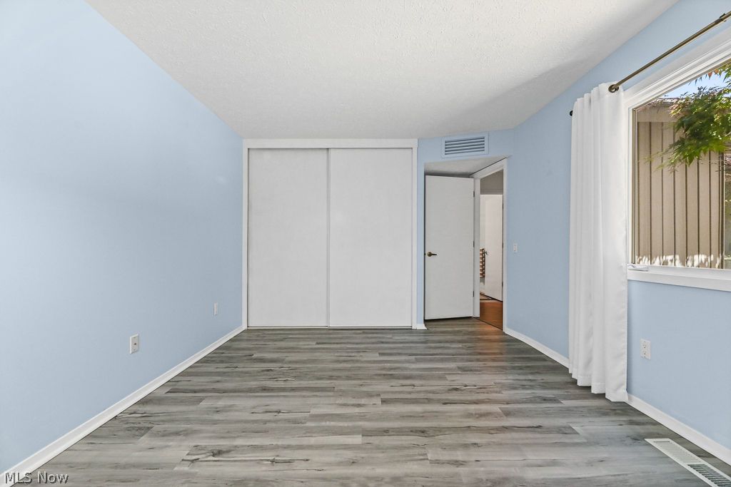 33180 Glenwood Court North Ridgeville OH 44039