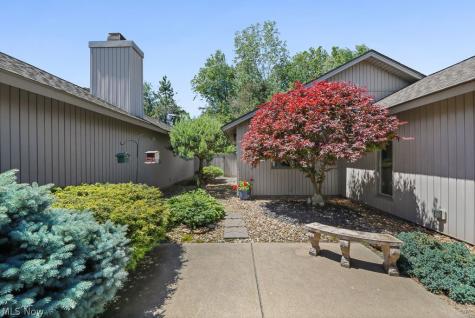 33180 Glenwood Court North Ridgeville OH 44039